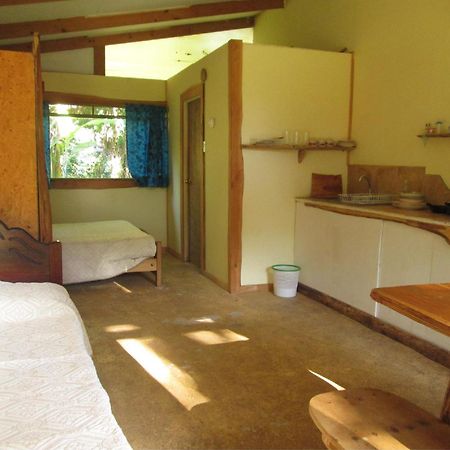 Cabanas Moenga Hanga Roa Quarto foto